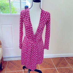 Diane von Furstenberg wrap dress size 0